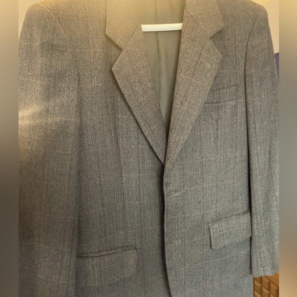 Vintage Holland and Sherry grey and red plaid sport coat - Picture 5 of 6